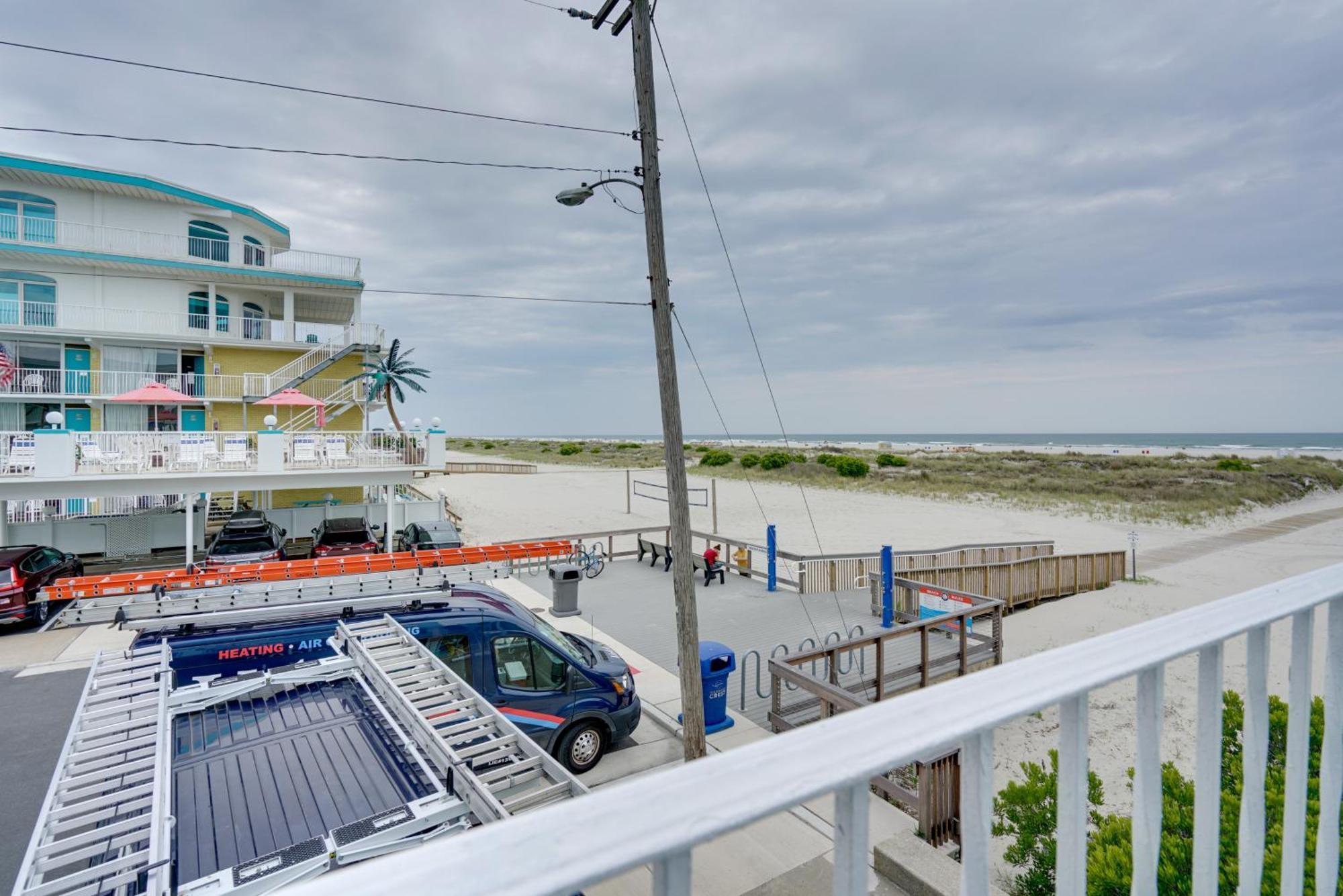 Cozy Oceanfront Condo With Pool And Beach Access! Wildwood Crest Exterior foto