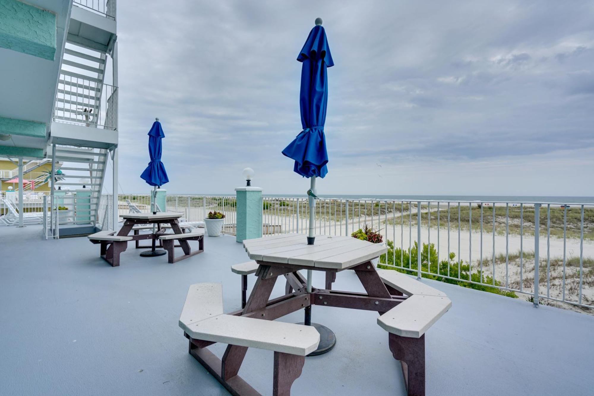 Cozy Oceanfront Condo With Pool And Beach Access! Wildwood Crest Exterior foto